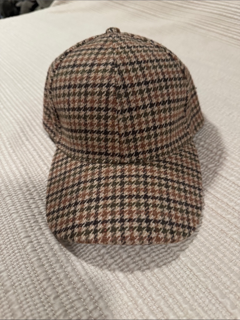 David and Young Houndstooth Tweed Baseball Cap in Brown and Cream